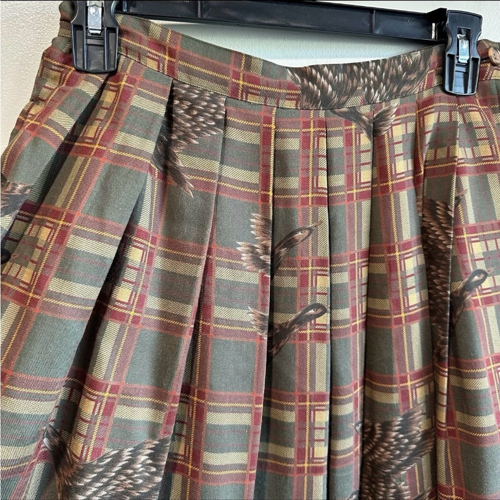 Plaid Pleated Skirt with Feather Print